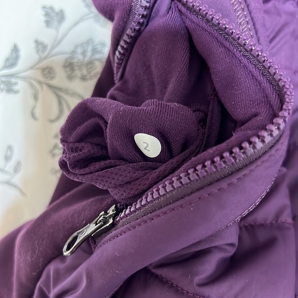 Lululemon RARE Dark Magenta First Mile Puffer Hooded Jacket - Picture 12 of 16